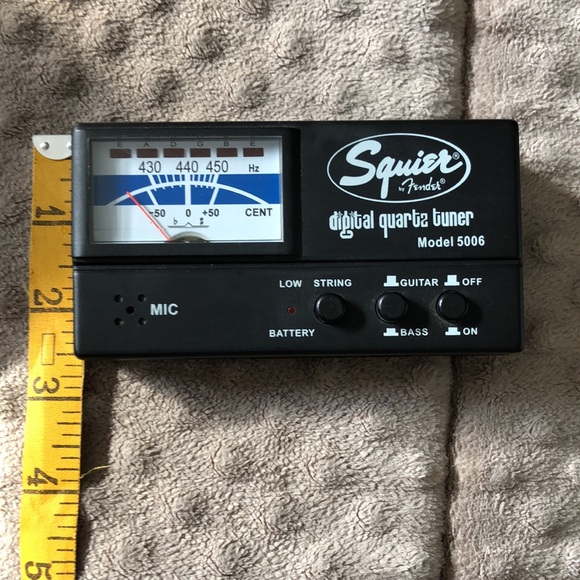 90s Squier By Fender Digital Quartz Guitar /Electric Guitar 🎸 Tuner Model 5006 - Picture 11 of 13